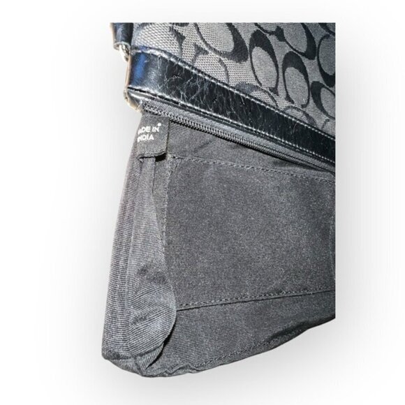 VINTAGE COACH classic Jacquard Signature Black Leather Trim Wristlet Wallet logo - Picture 3 of 5